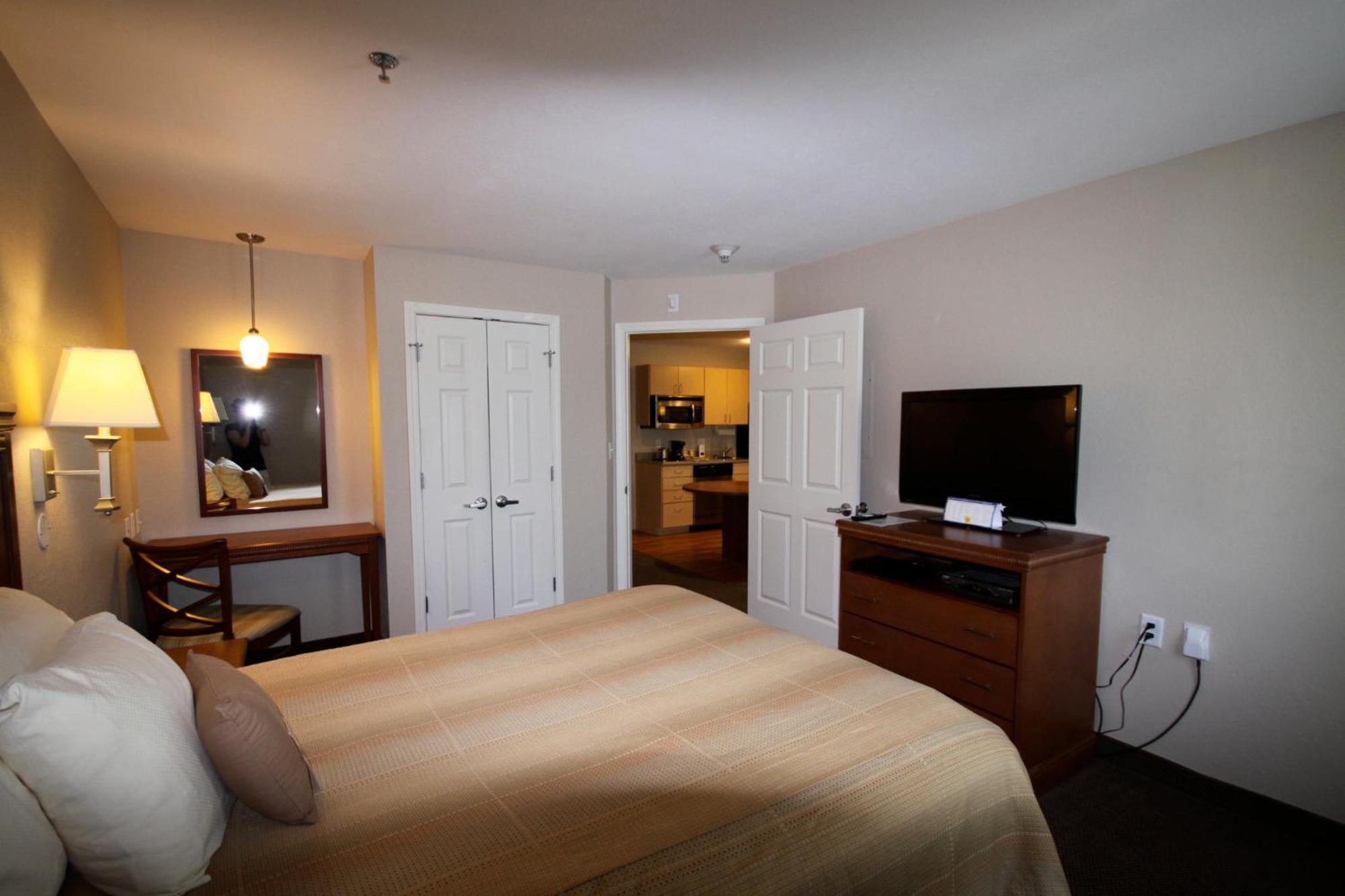 Hotel Candlewood Watertown Drum By Ihg