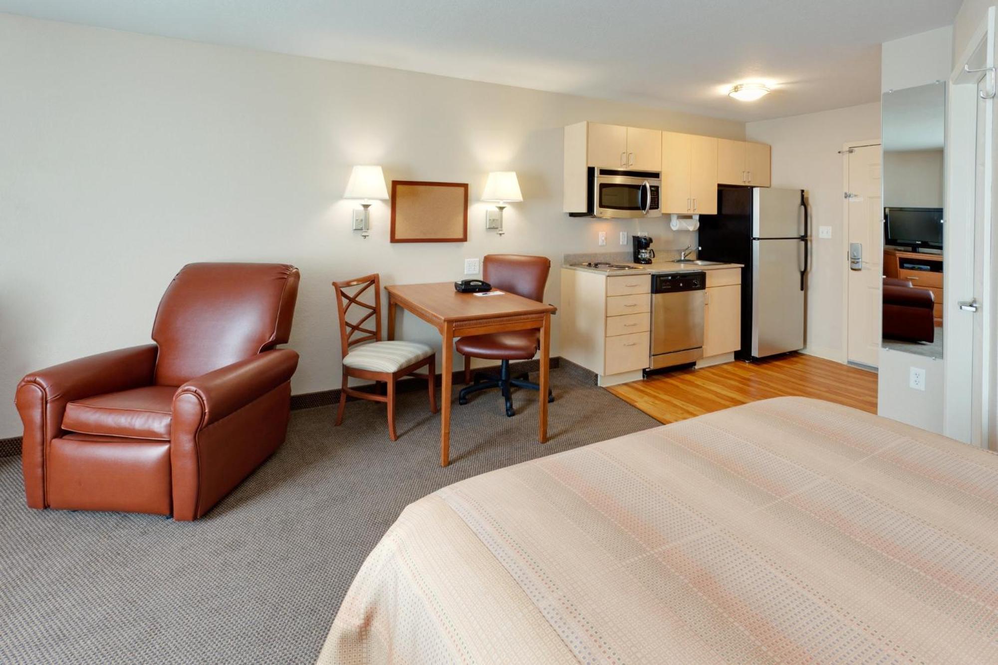 Candlewood Watertown Drum By Ihg Hotel Evans Mills